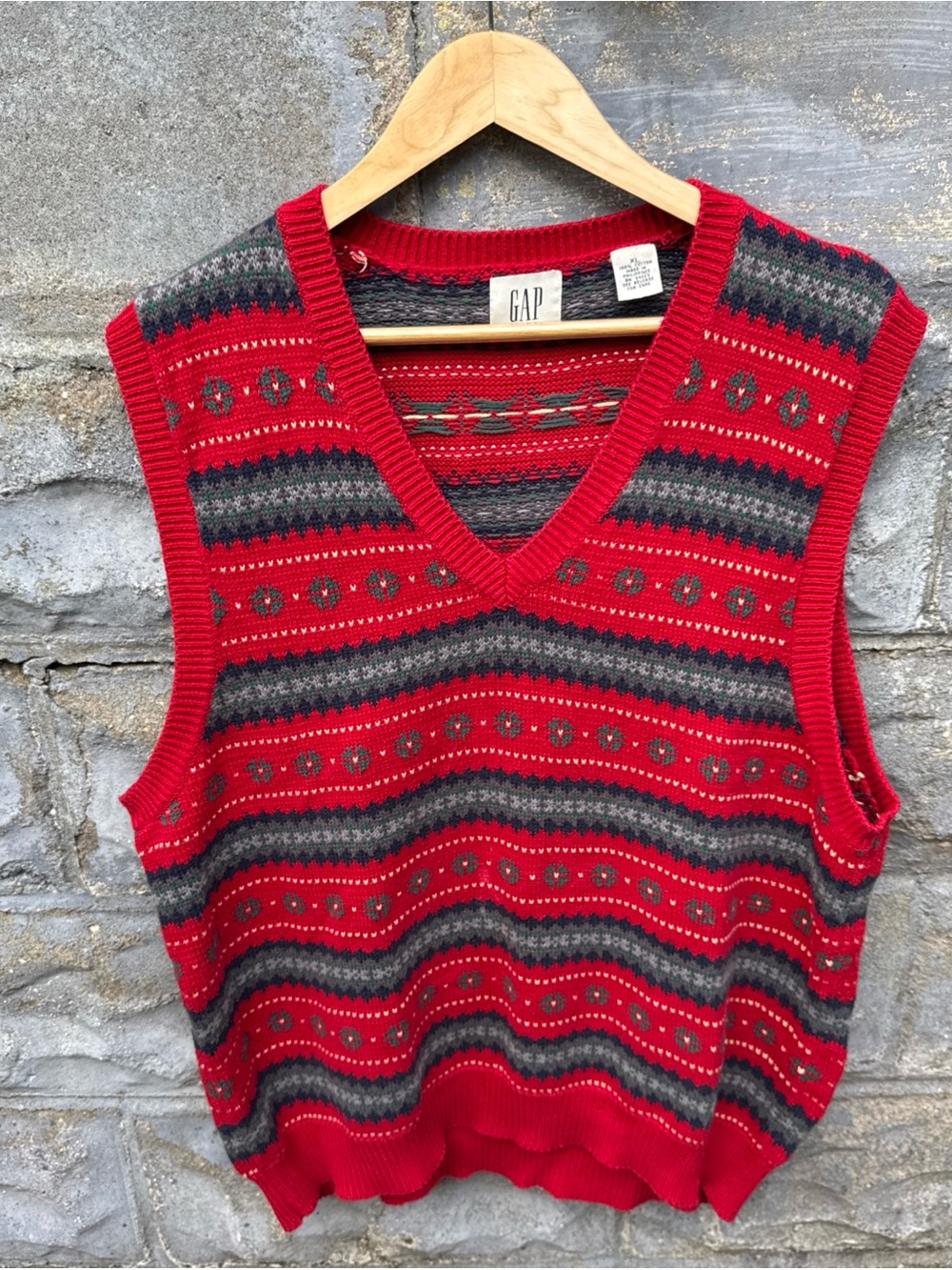 Vintage GAP Sweater Vest Mens XL Red Fair Isle Pattern Cotton Knit